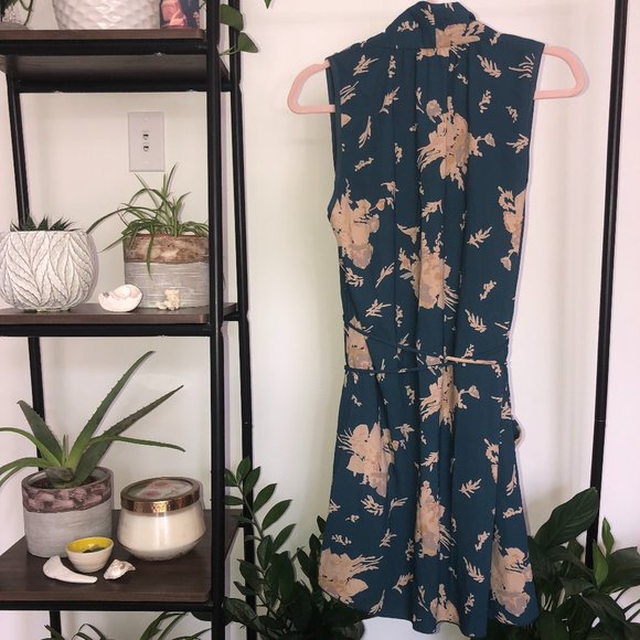 WILFRED Aritzia Mini Dress - Picture 2 of 3